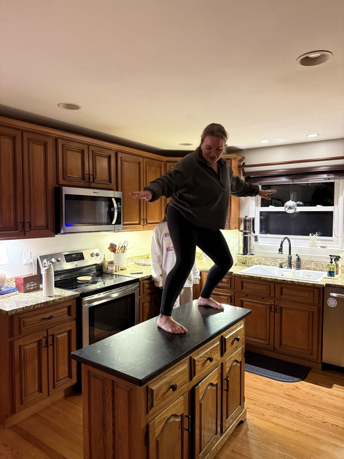 Emma surfing the counter